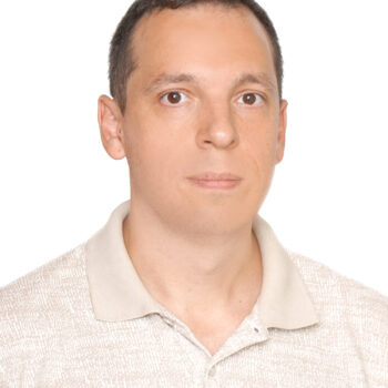 Оксамитний Юрій Анатолійович - викладач історії та філософії